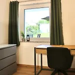 Moderne Eg-wohnung Im Guenztal 克伦巴赫