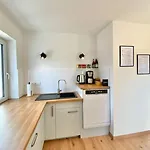 Moderne Eg-wohnung Im Guenztal 公寓 克伦巴赫