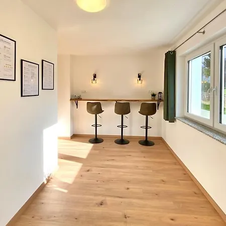 Apartment Moderne Eg-wohnung Im Guenztal *