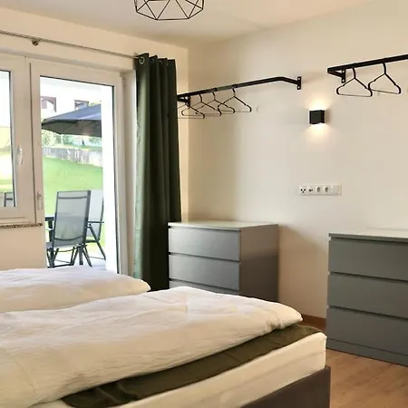 Moderne Eg-wohnung Im Guenztal Lägenhet