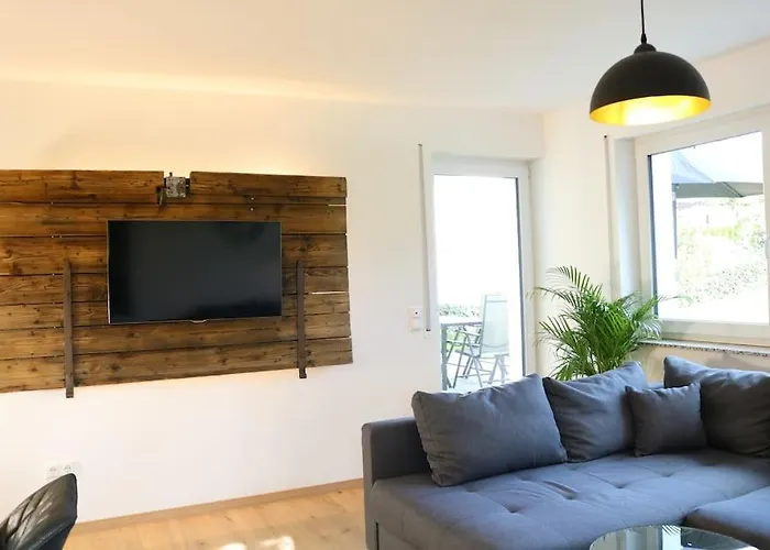 Moderne Eg-wohnung Im Guenztal *
